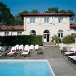 La Maison De La Prade 3* Messanges