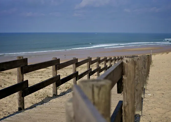 Hotel La Maison De La Prade 3*