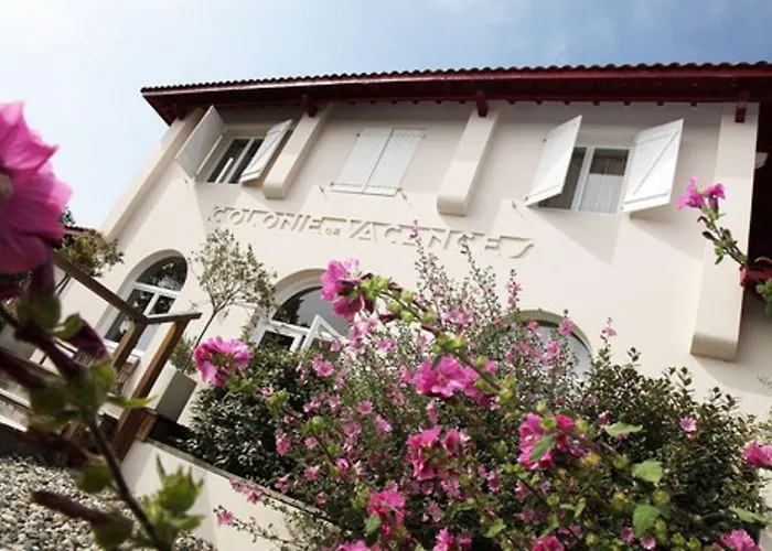 Отель La Maison De La Prade 3*