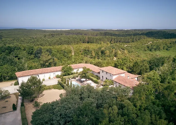 Отель La Maison De La Prade 3*